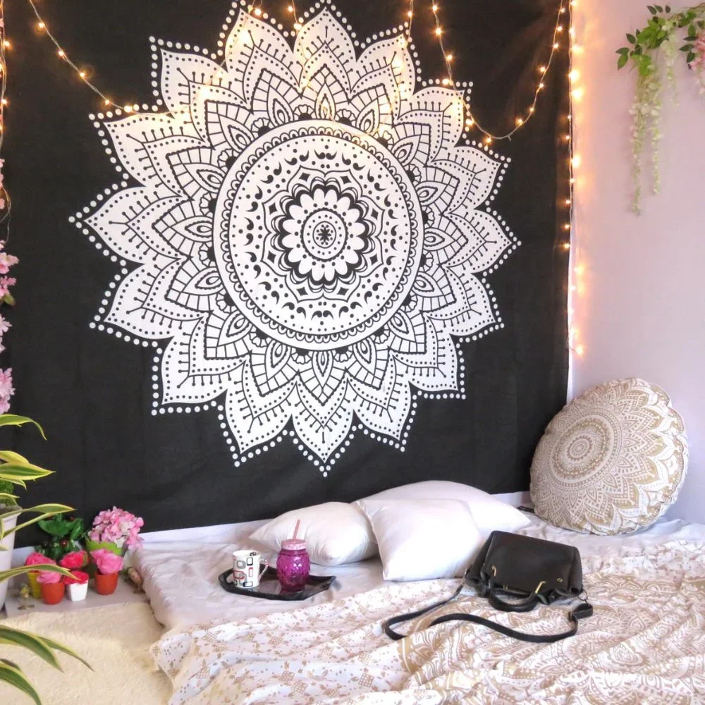 Oussum Cotton Queen Wall Tapestry Mandala Ceiling Décor Cover Bedding Tapestries